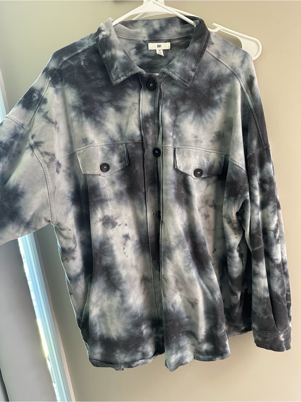 BP. Nordstrom Grey Cloud Wash/Tie Dye Fleece Button-Up Shirt Jacket (Overshirt)